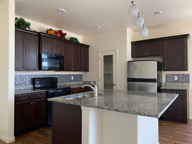 Building Photo - 5247 S Tatum Pl