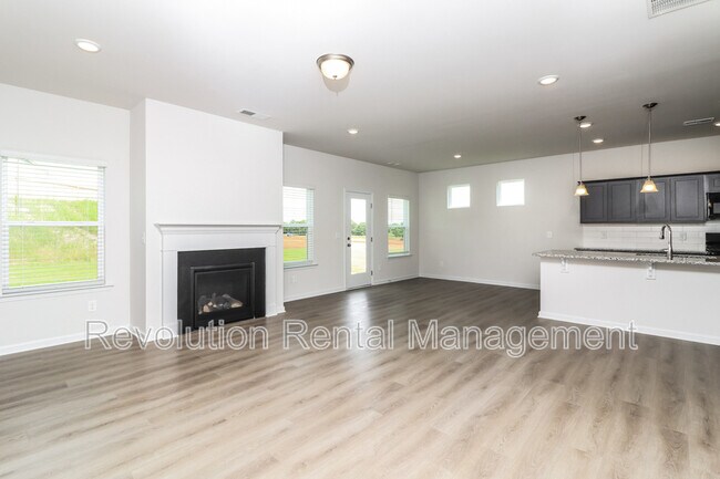 Building Photo - 415 Sierra Pt