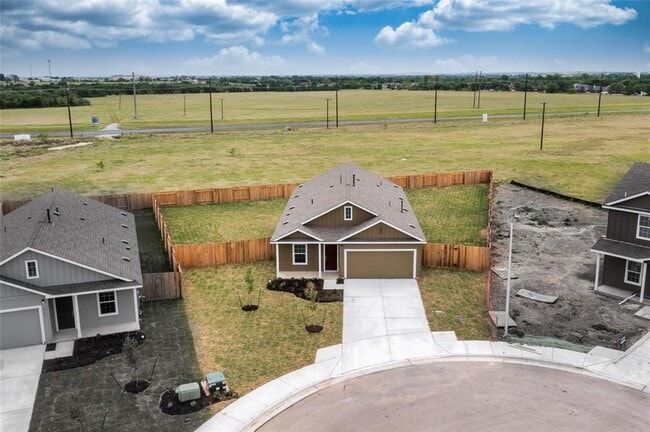 Building Photo - 117 Prairie Dog Town Dr