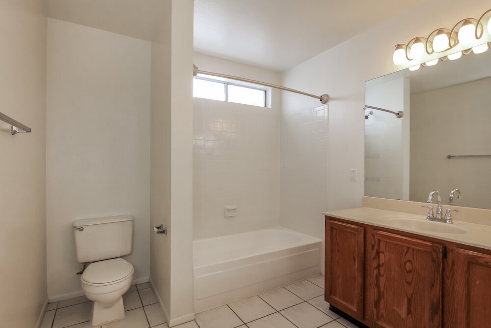 Building Photo - 6307 W Kings Ave