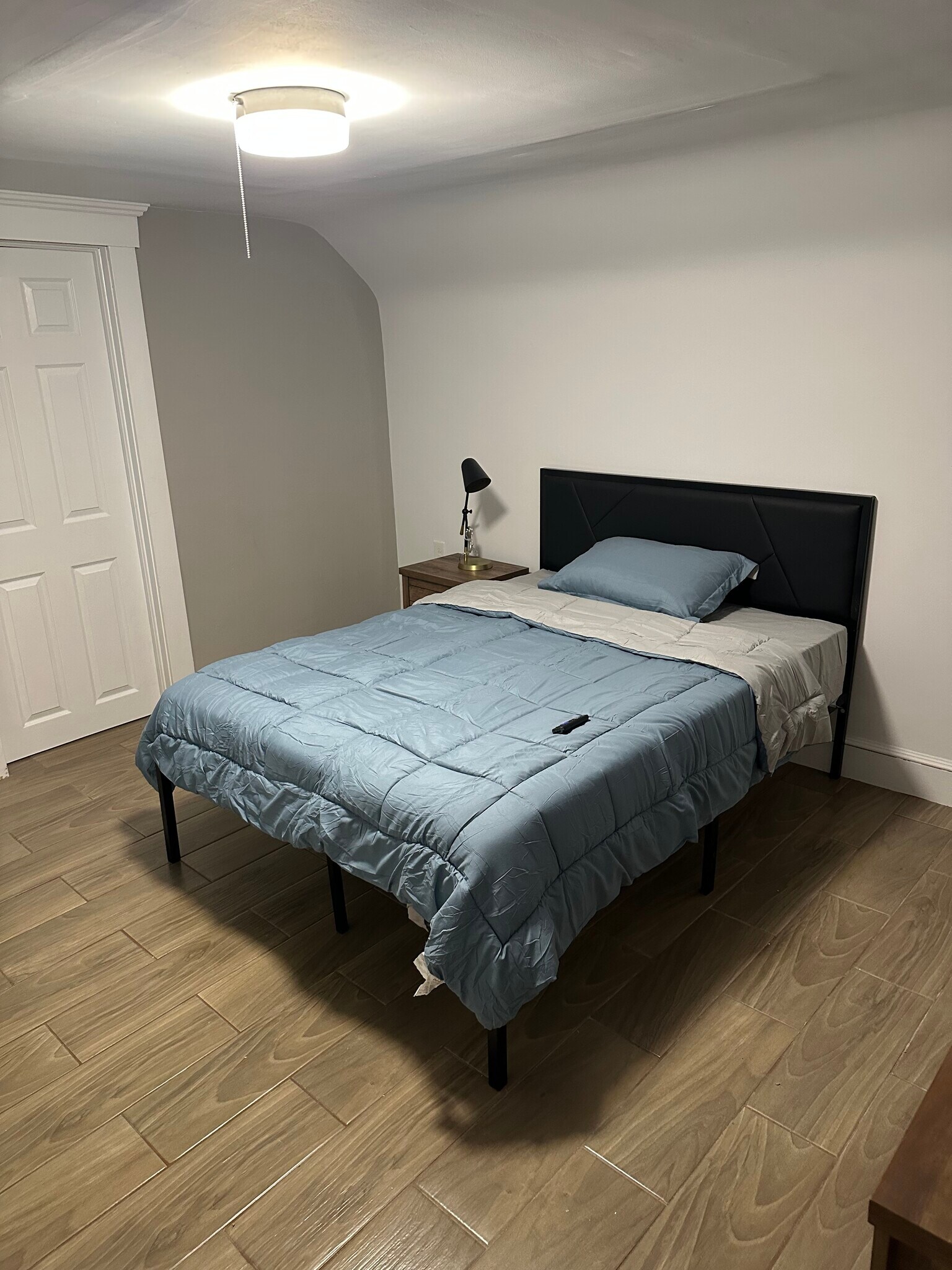 Building Photo - 66 Maplewood Ave