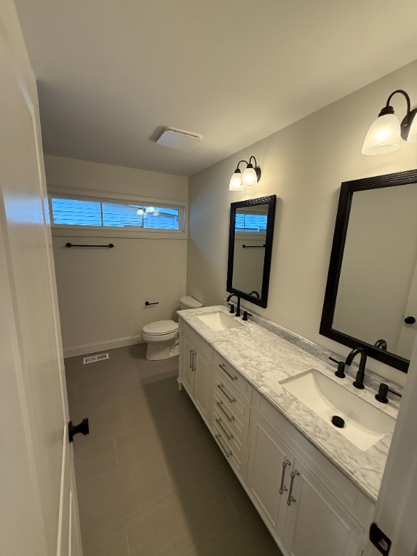 Building Photo - 227 The Plaza