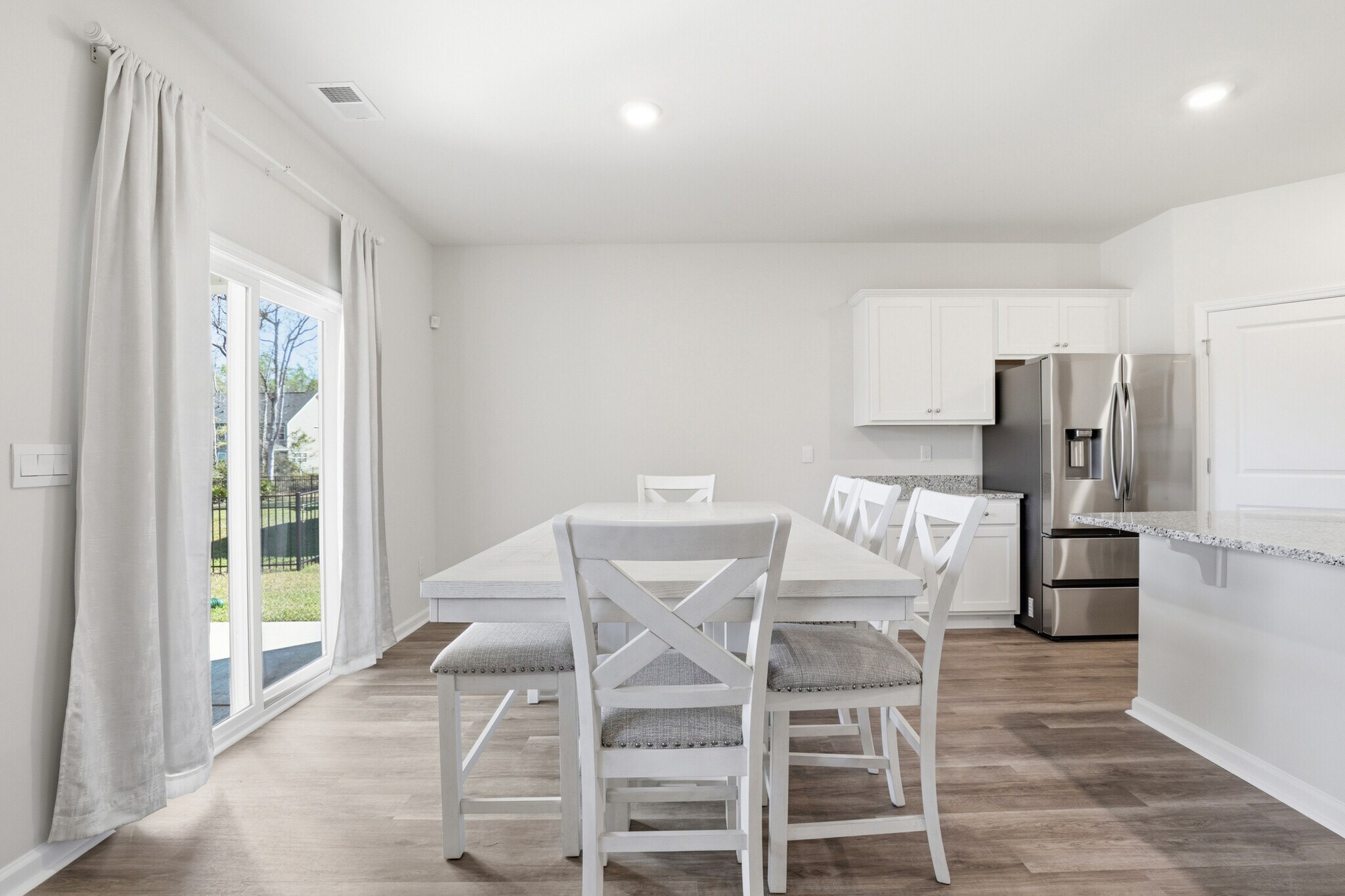 Building Photo - 115 Brooks Dr