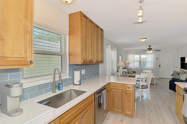 Building Photo - 1137 N Moonmist Ct