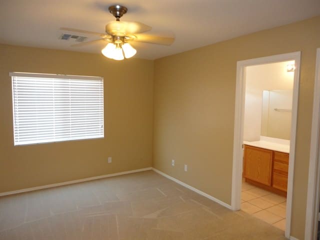 Building Photo - 12734 W Sweetwater Ave