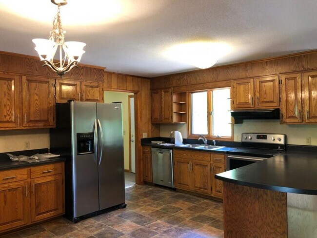 Building Photo - 2293 Riner Rd