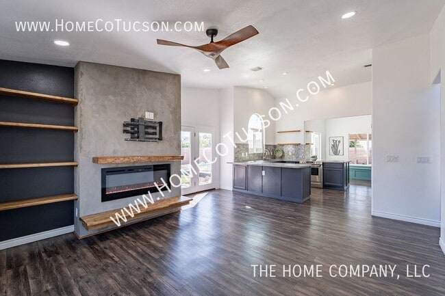 Building Photo - 2581 W Camino De La Joya