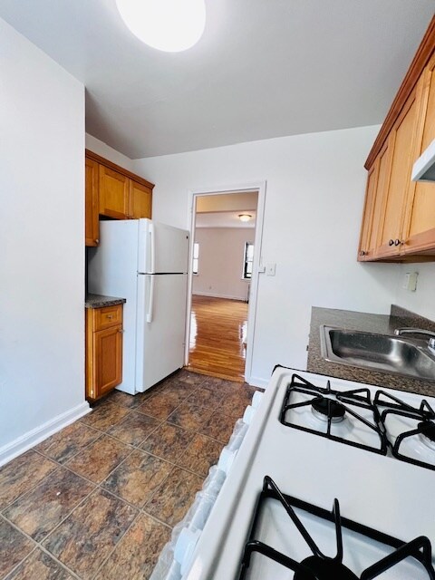 Building Photo - 150 Union Ave