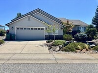 Building Photo - 901 Morgan Ranch Dr