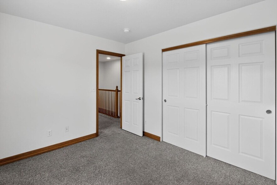 Building Photo - 1226 S Quintero Ct