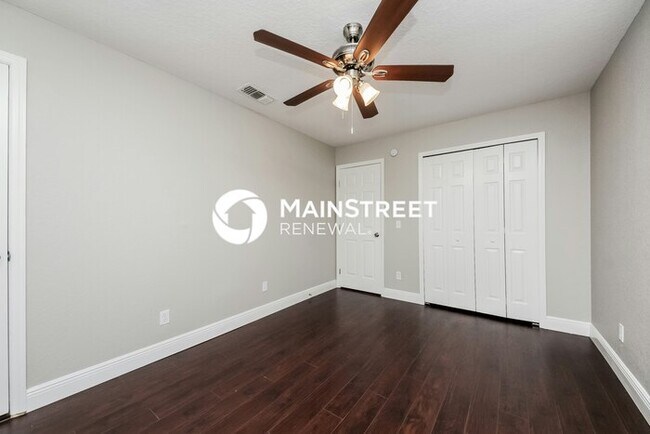 Building Photo - 3 Bedroom Pet-Friendly Home in Kissimmee, ...