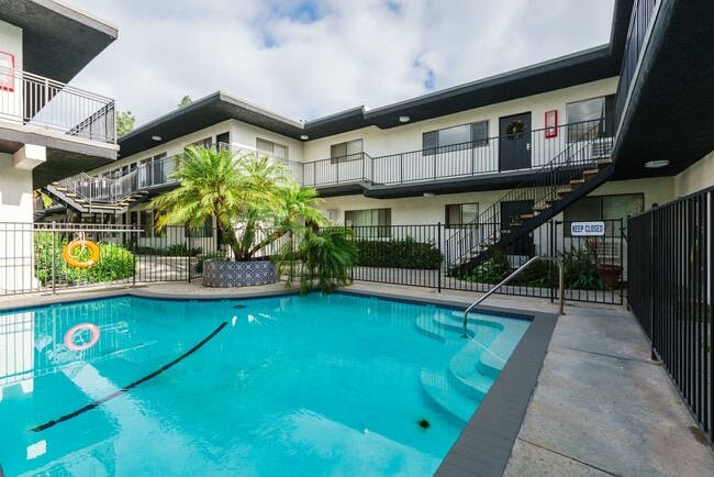 Building Photo - 18424 Halsted Avenue