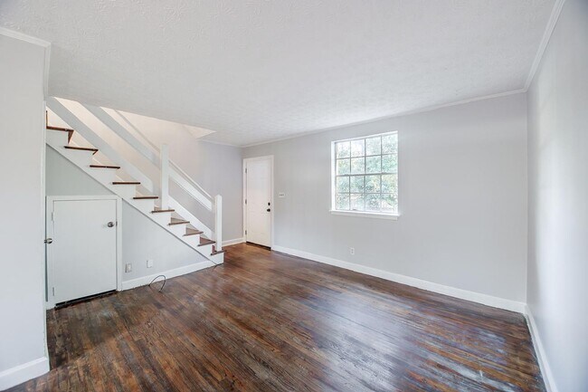 Building Photo - 517 N Florida St