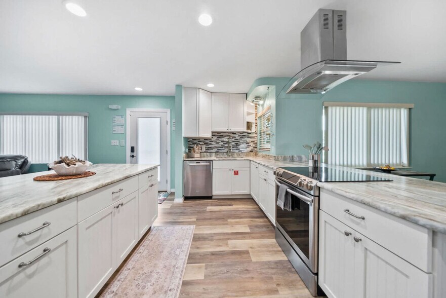 Building Photo - 456 Barrello Ln