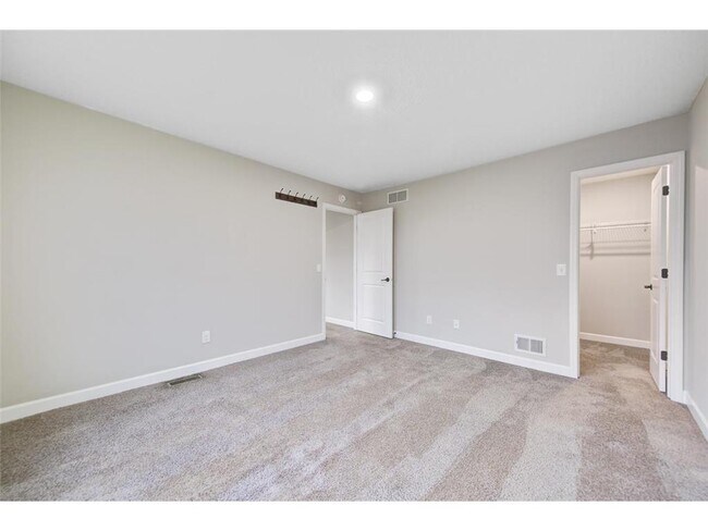 Building Photo - 19220 Bridle Path