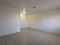 Building Photo - Cozy 1 Bedroom / 1 Bathroom Apartment Available for Lease in Yuma, AZ!