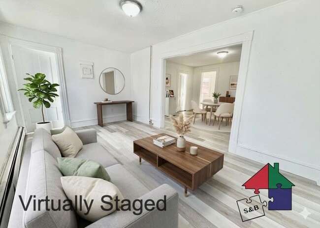 Building Photo - 94 Malletts Bay Ave