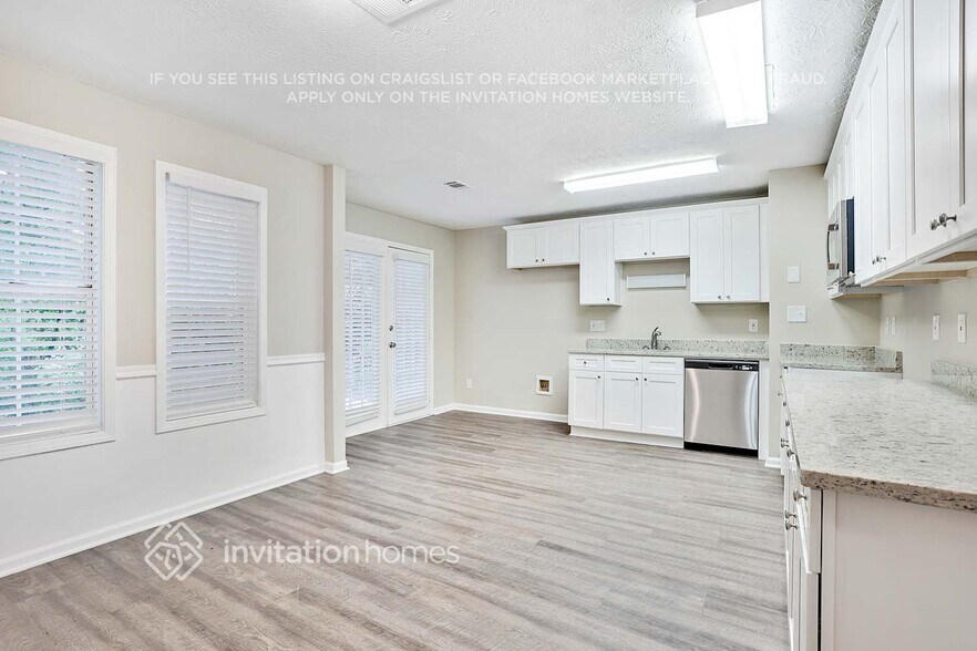 Building Photo - 1018 Autumn Crest Ct