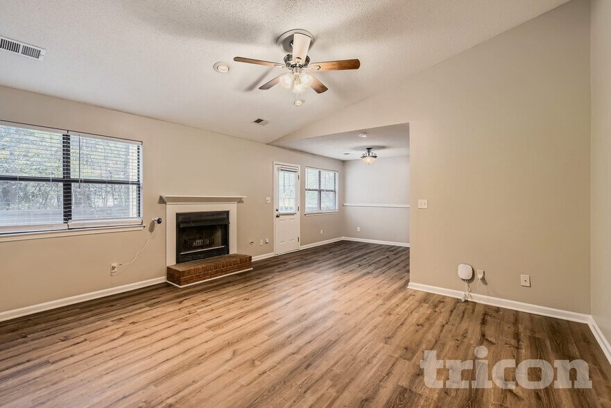 Building Photo - 80 Ridgewood Trail