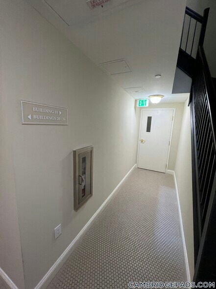 Building Photo - 18 Chauncy St