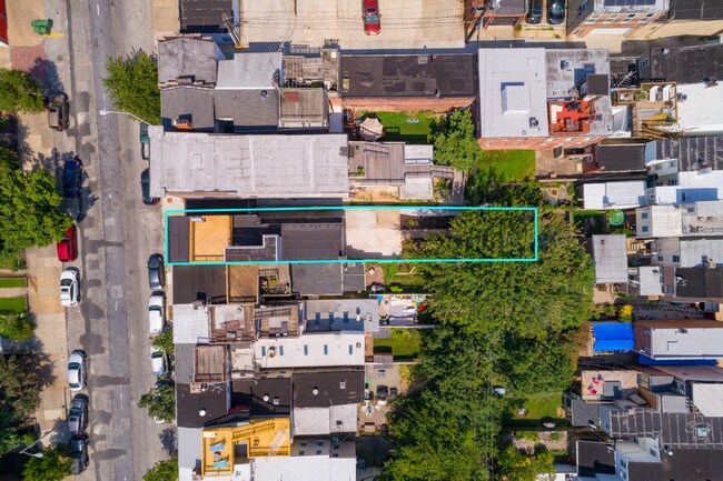 Building Photo - 209 S Washington St