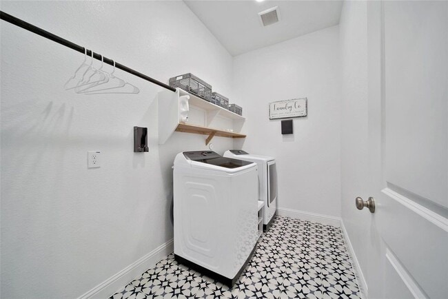 Building Photo - 21451 Llano Grande Blvd