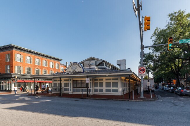 Building Photo - 1726 Aliceanna St