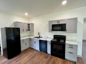 Building Photo - 3 Bed 1.5 Bath Single Family Home in Wausau