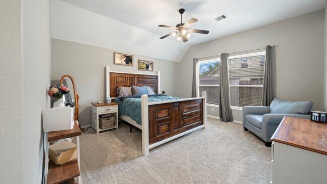 Building Photo - 6163 Darlington Ct