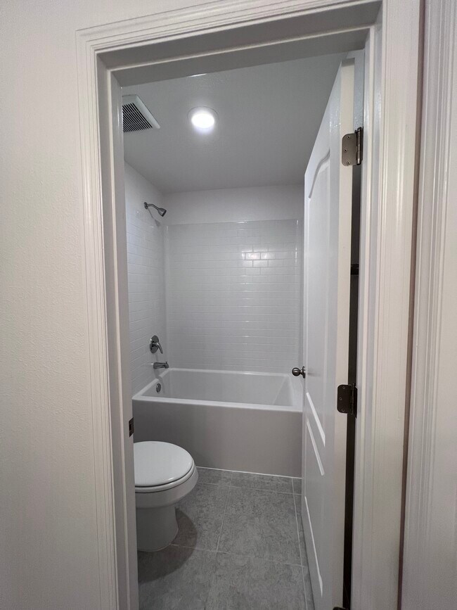 Building Photo - 3196 Penny Cove Ln