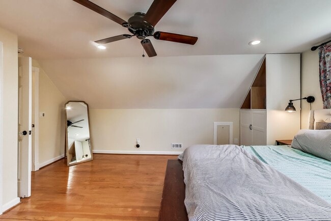 Building Photo - Coming Soon! Charming 4 Bedroom, 2 Bath Ca...