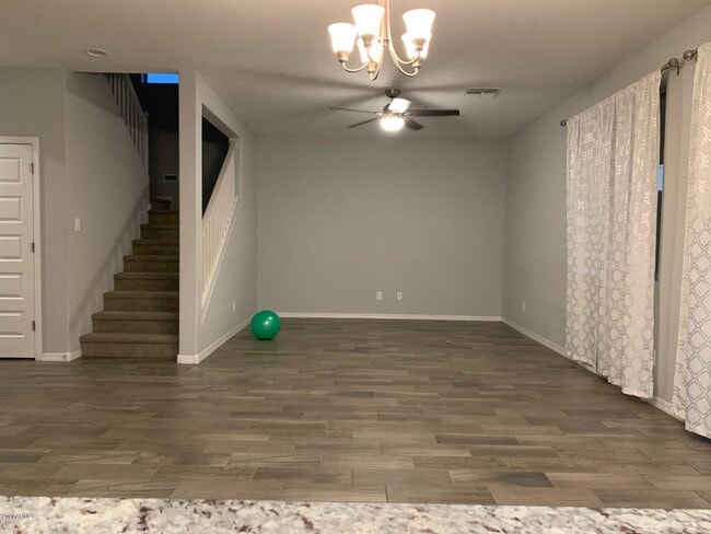 Building Photo - 7422 S 28th Pl