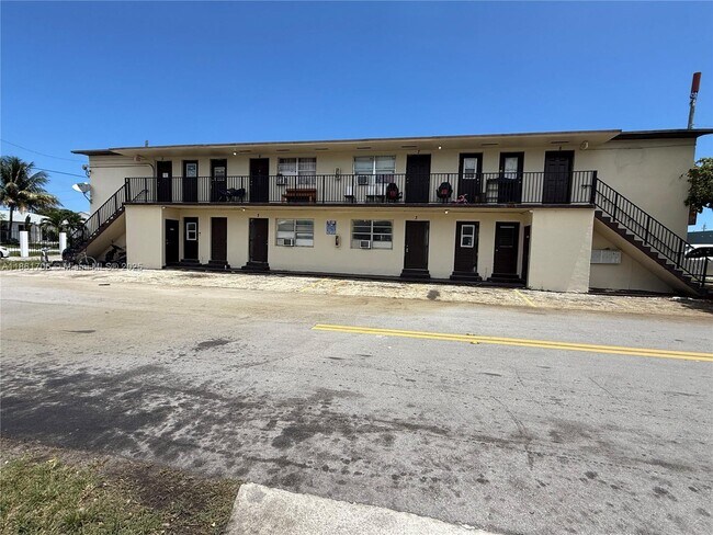 Building Photo - 324 NW 3rd St