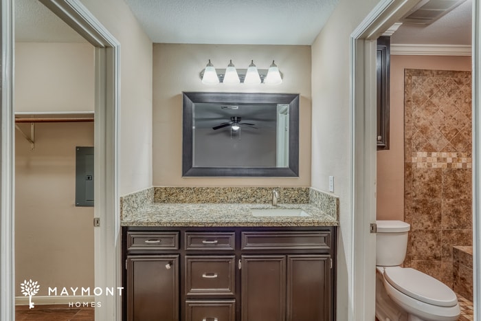 Building Photo - 152 Bastrop St