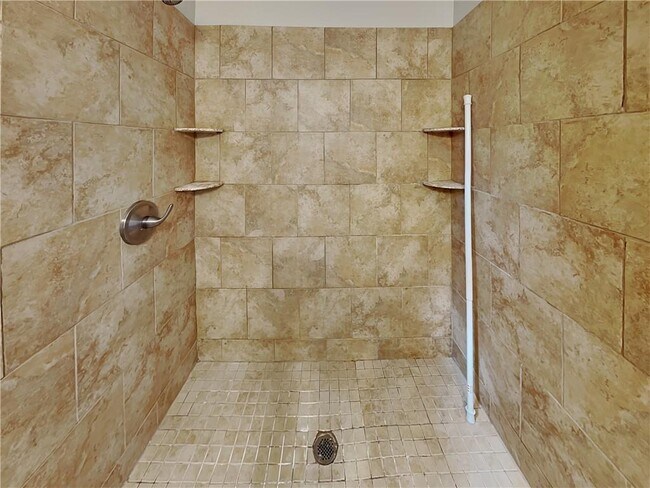 Building Photo - 2205 Oakrill Ct