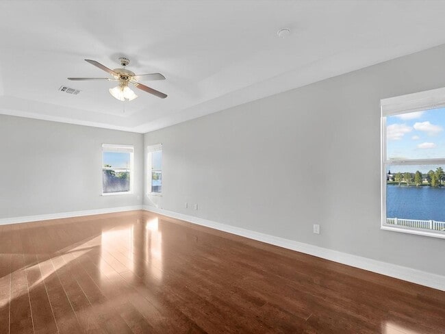 Building Photo - 2274 Geneva Dr