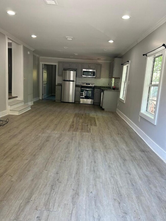 Building Photo - 2161 Park Terrace