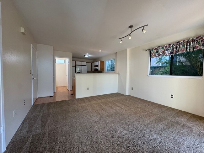 Building Photo - Charming 3-Bed, 2.5-Bath Home in Highly De...