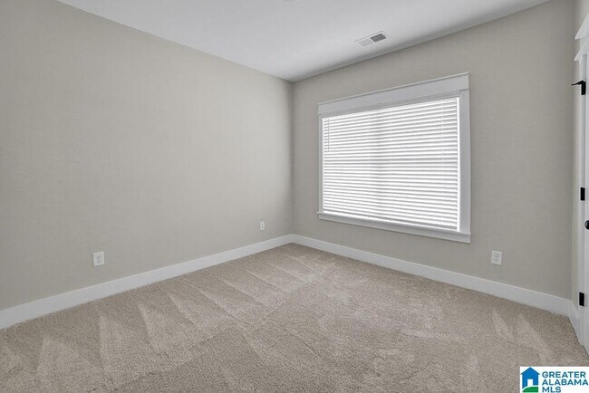 Building Photo - 3925 Sydney Dr