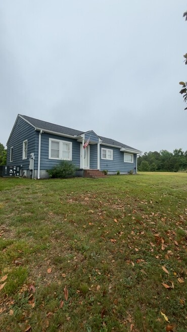 Building Photo - 3620 Woodleaf Rd