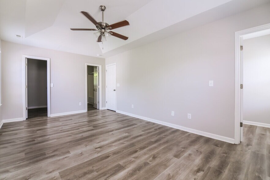 Building Photo - 6532 Austin Creek Dr