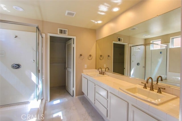 Building Photo - 655 Roscoe St