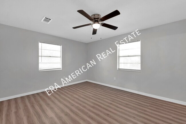 Building Photo - 131 Holmes Blvd NW