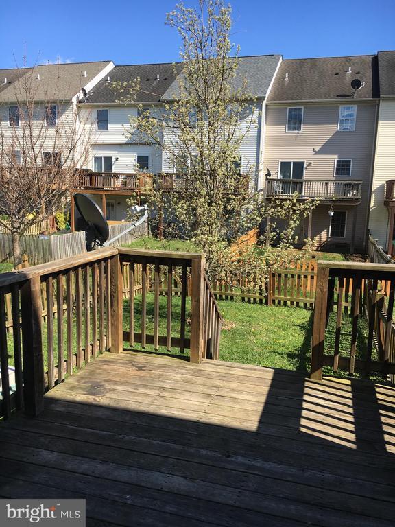 Building Photo - 20 Mabel Ln