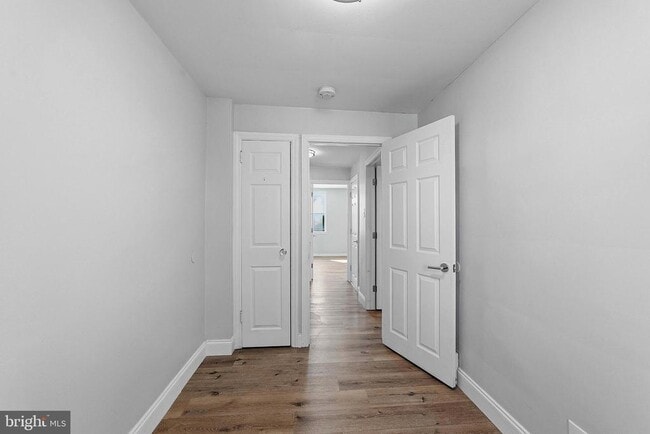 Building Photo - 1063 S Merrimac Rd