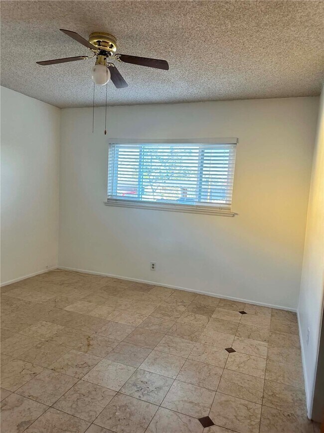 Building Photo - 17458 Fontlee Ln