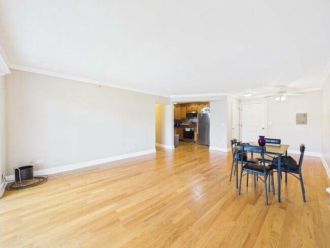 Building Photo - 2210 S Goebbert Rd