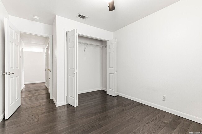 Building Photo - 7230 Carriage Fern