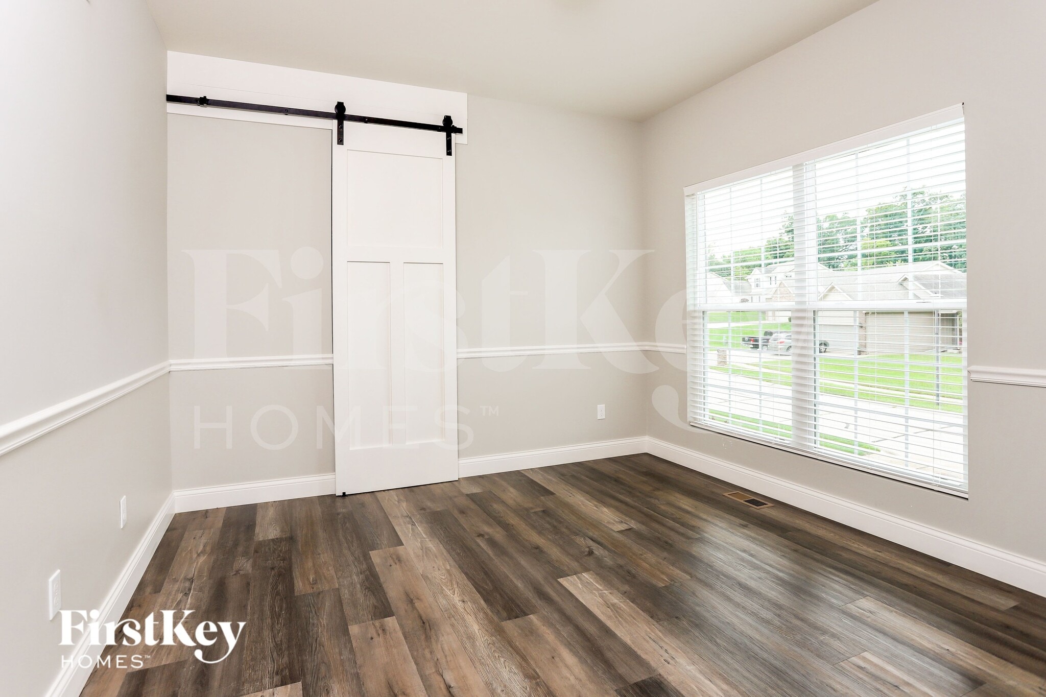 Building Photo - 413 Bittersweet Dr