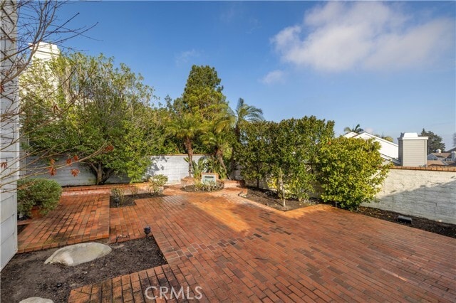 Building Photo - 85 Hillsdale Dr